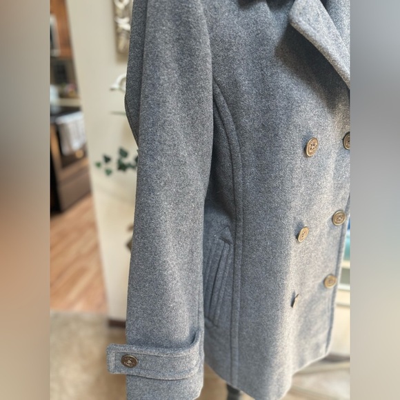 LANDS END WOOL GRAY CLASSIC TAILORED DOUBLE BREASTED NAUTICAL PEA COAT SZ 12 - Picture 6 of 13